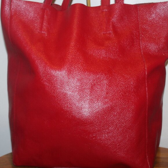 Large Soft True Red Pebbled Leather Shopper Tote Shoulder Bag w Snap in Pocket - Picture 2 of 9